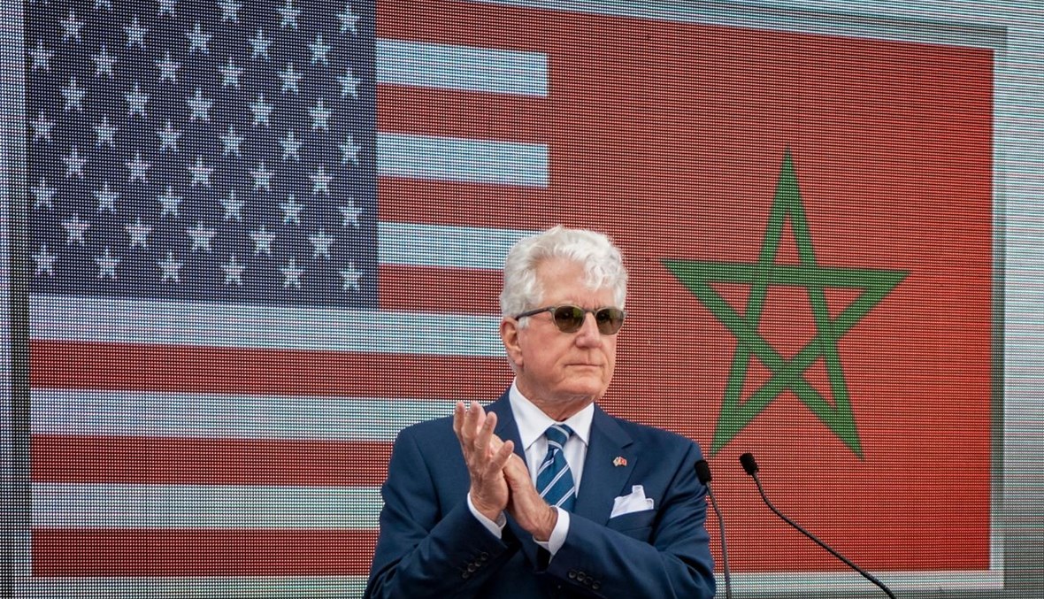 السفير الأميركي في المغرب ديفيد فيشر بعد اجتماع مع شنكر وبوريطة، في الداخلة (10 ك2 2021، أ ف ب). 