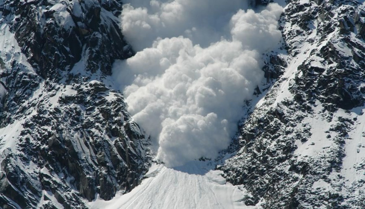 انهيار جليدي في جبال الألب.