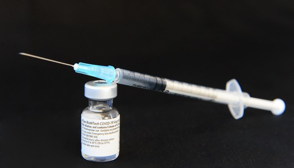 فايزر الأميركي وسينوفارم الصيني... صراع اللقاحات في المنطقة