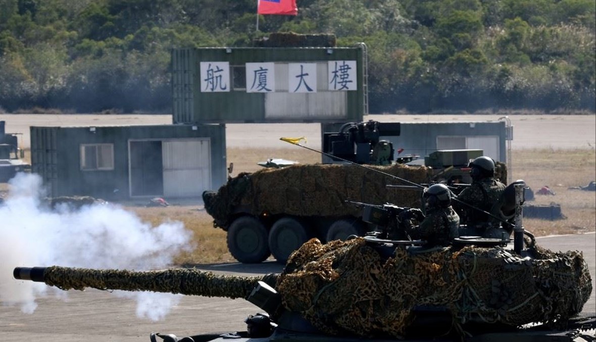قوات تايوانية تجري تدريبات في منطقة هسنتشو في 19 كانون الثاني الجاري.   (أ ف ب)