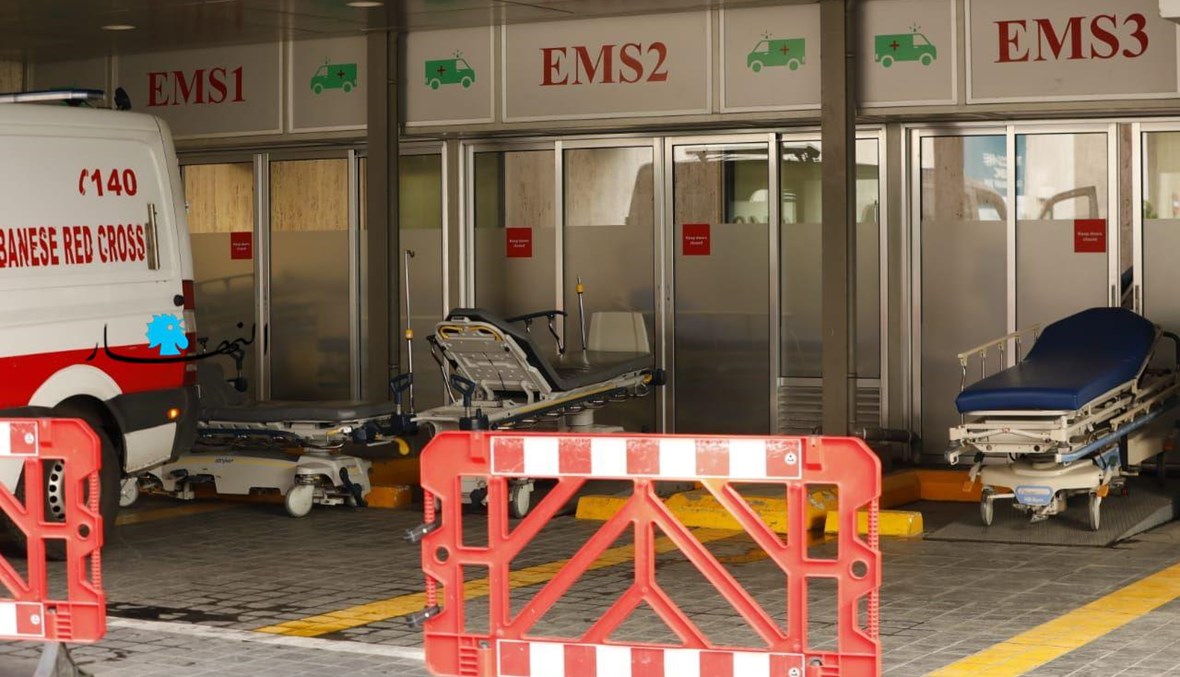 مدخل الطوارئ في أحد المستشفيات.