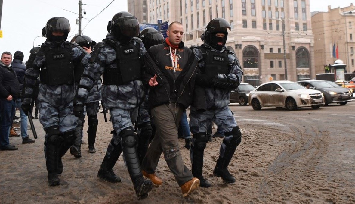اعتقالات خلال تظاهرة مؤيدة لنافالني في موسكو (أ ف ب).