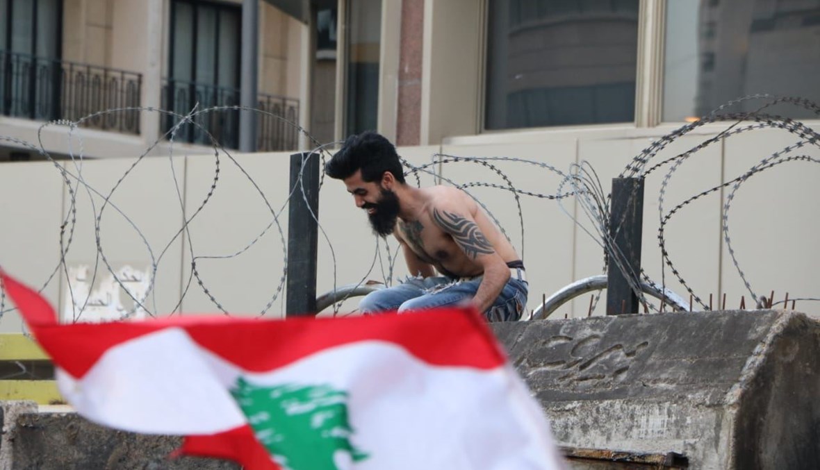 طبقة حاكمة عميلة لأعداء لبنان