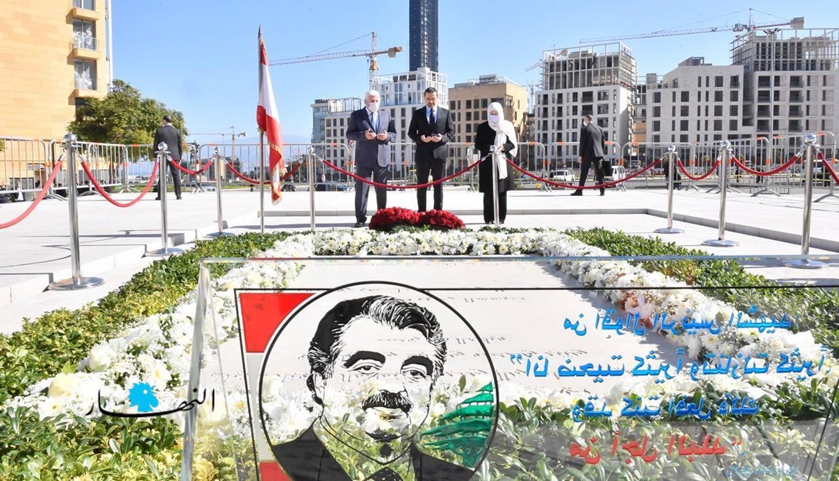 الرئيس سعد الحريري عند ضريح الشهيد رفيق الحريري (تصوير نبيل إسماعيل).