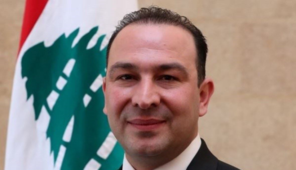 مرتضى خلال استقبال مجموعة طلابية: آن الأوان للاعتماد على قدراتنا الشابة