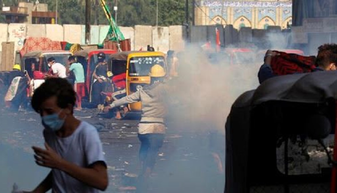 مقتل 5 محتجين وإصابة العشرات في اشتباكات في الناصرية بالعراق.