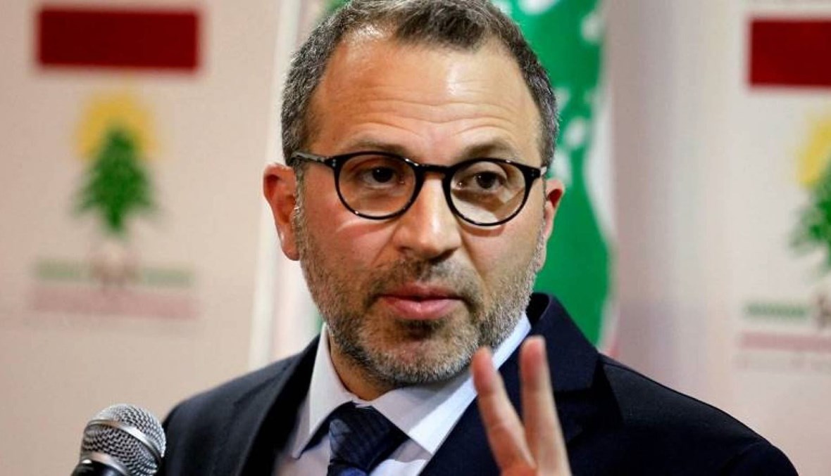 باسيل ينفي  أن يكون "حزب الله" طلب منه التراجع عن الثلث المعطل