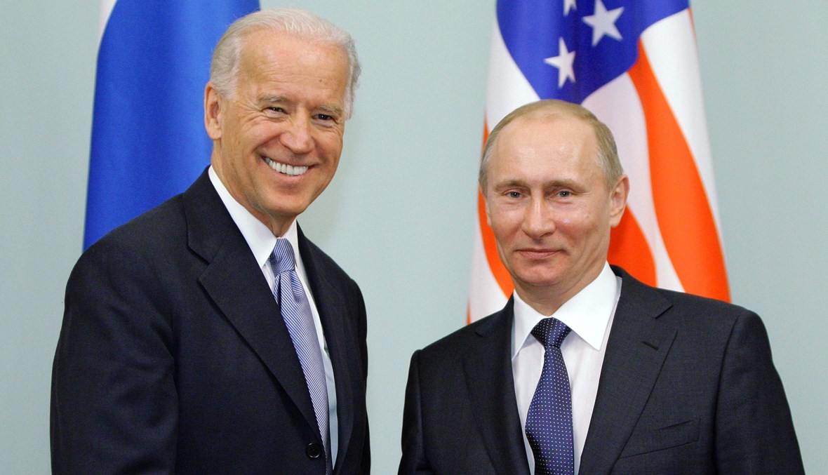 الرئيس الأميركي جو بايدن ونظيره الروسي فلاديمير بوتين (أ ف ب).