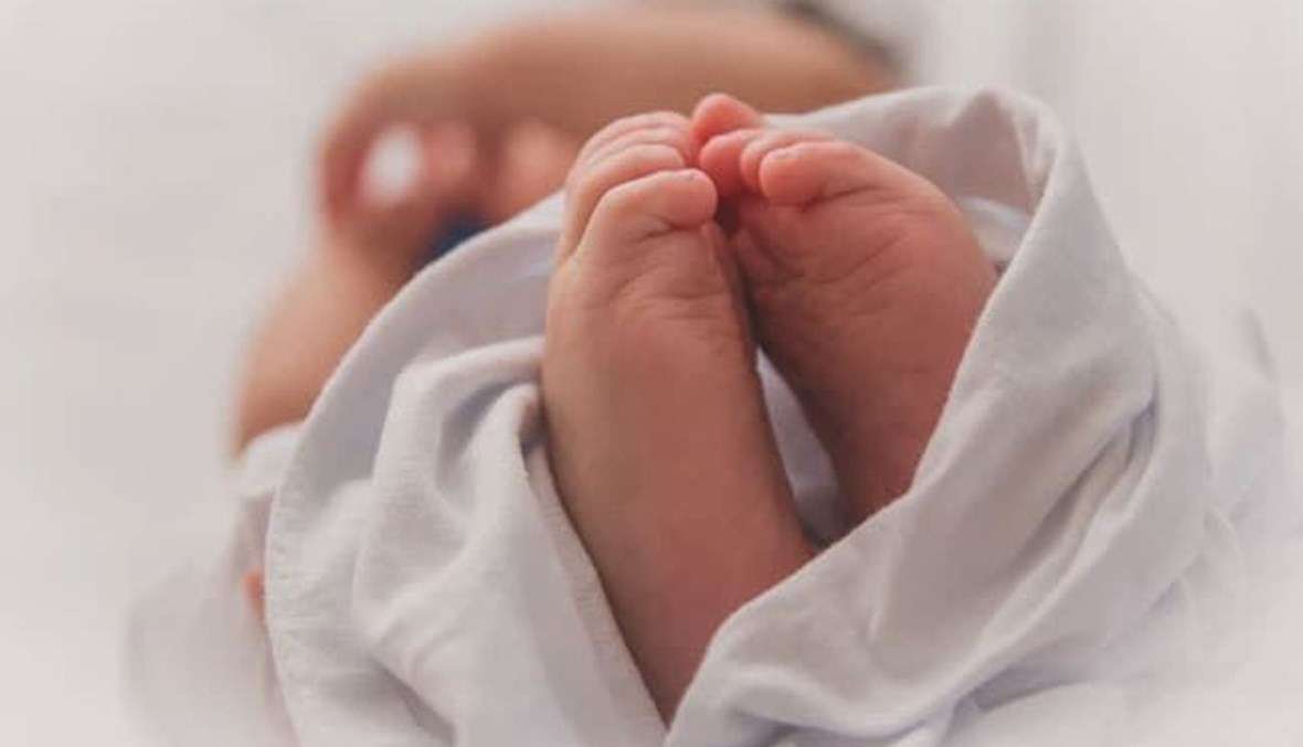 ولادة اول طفلة باجسام مضادة ضد الفيروس في فلوريدا