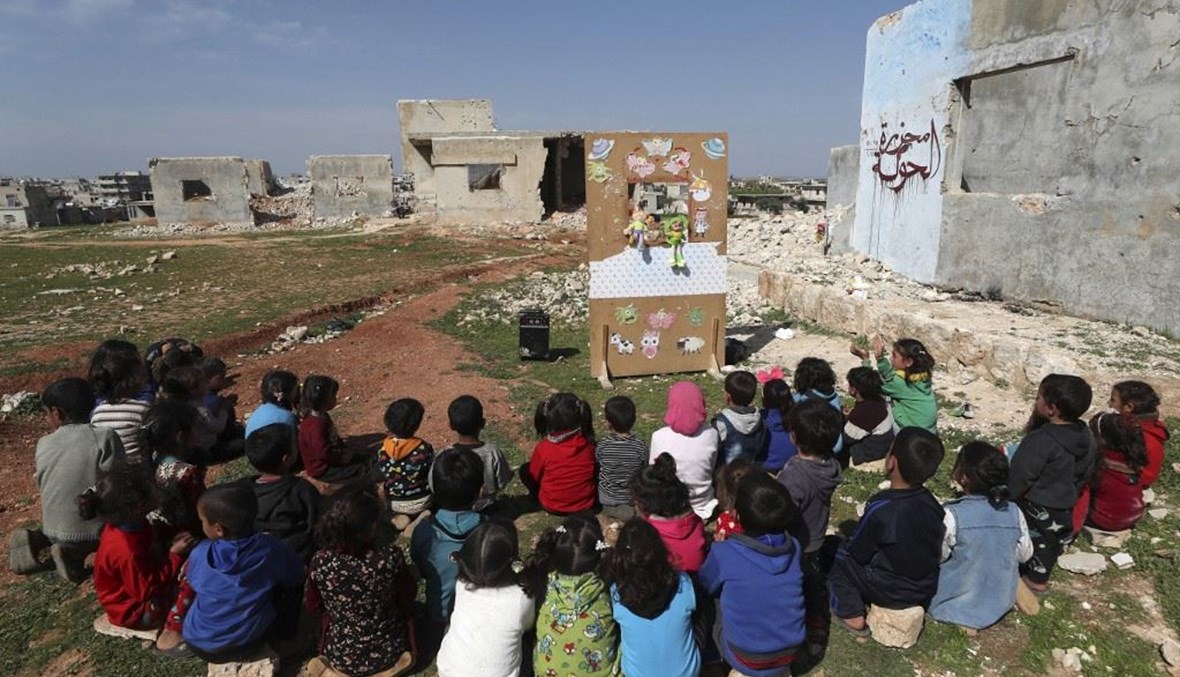 اطفال في مخيم للنازحين في سوريا (ا ف ب)