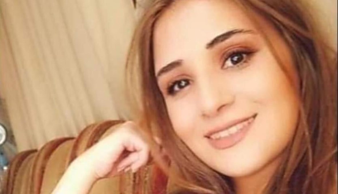 عين دارة تبكي ابنتها... رحيل العريف في الجيش مروى زيتوني