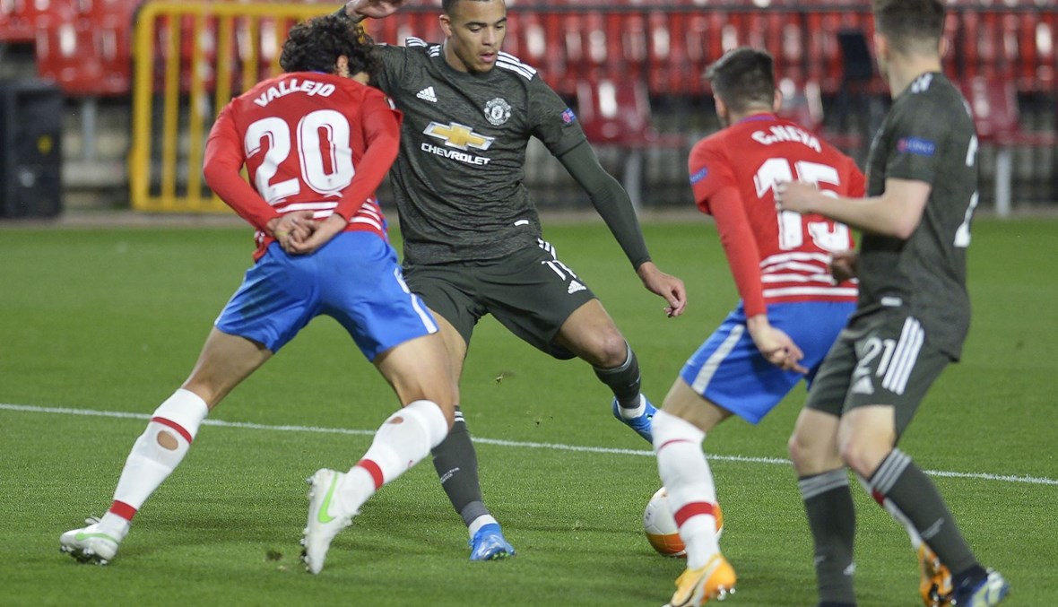 مانشستر يونايتد يزحف للخروج بلقب قاري وأرسنال في خطر