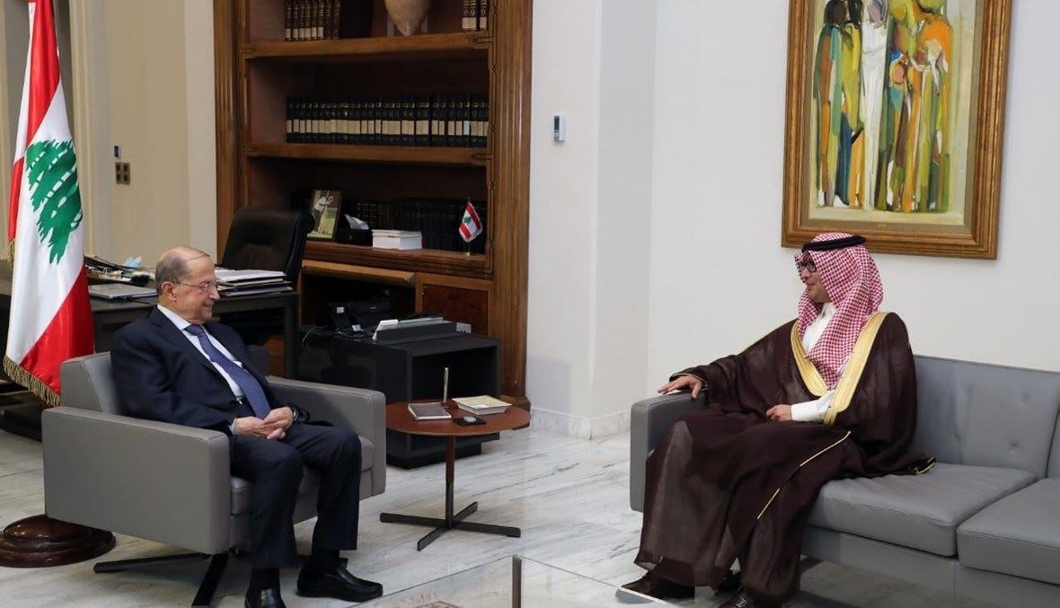 السفير السعودي في قصر بعبدا.
