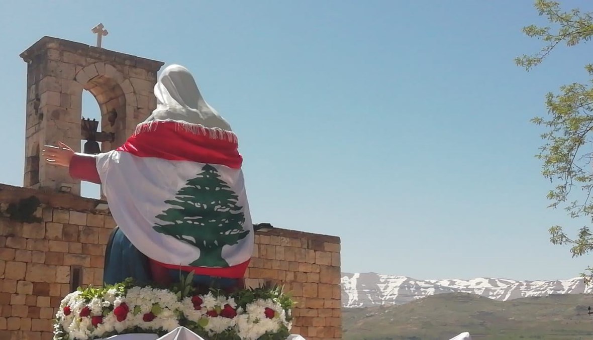 صلاة لخلاص لبنان في أيام العيد المجيدة (تعبيرية- الصورة من الشمال).