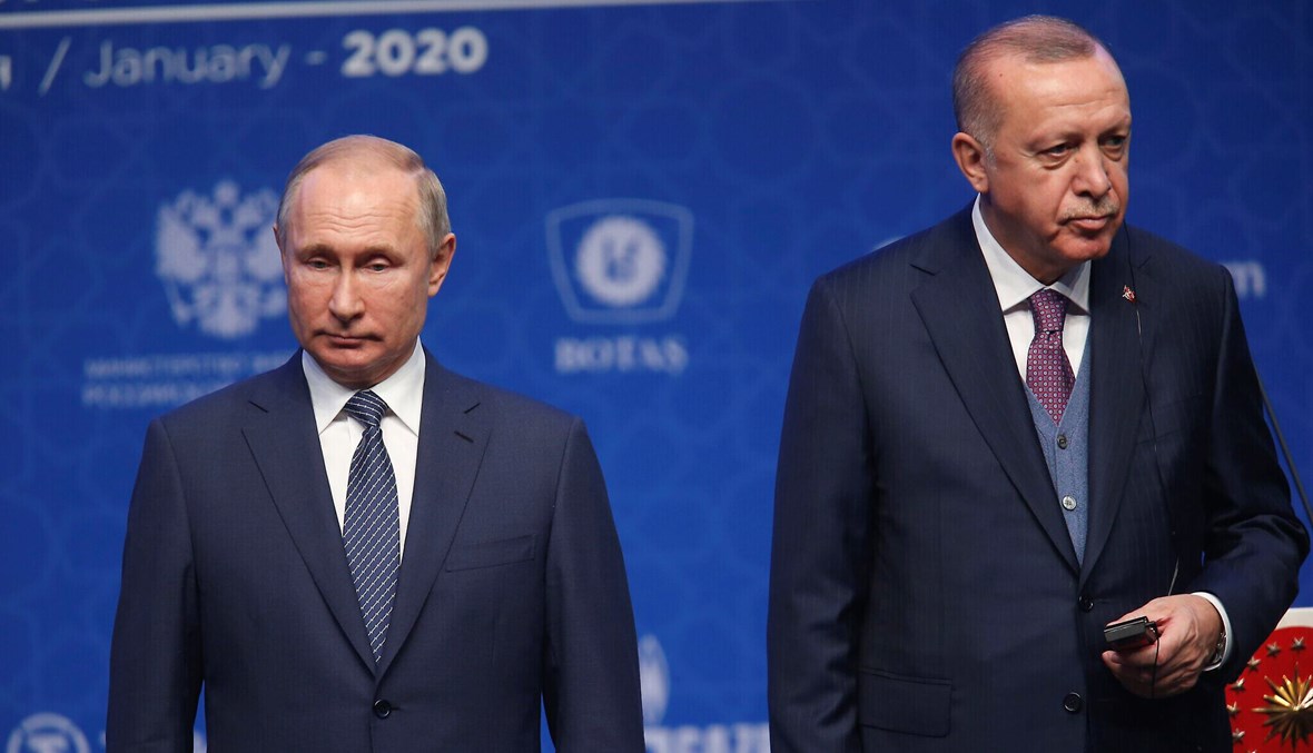 الرئيسان التركي رجب طيب إردوغان والروسي فلاديمير بوتين خلال حفل افتتاح خط أنابيب تورك ستريم في اسطنبول، كانون الثاني 2020 - "أ ب"