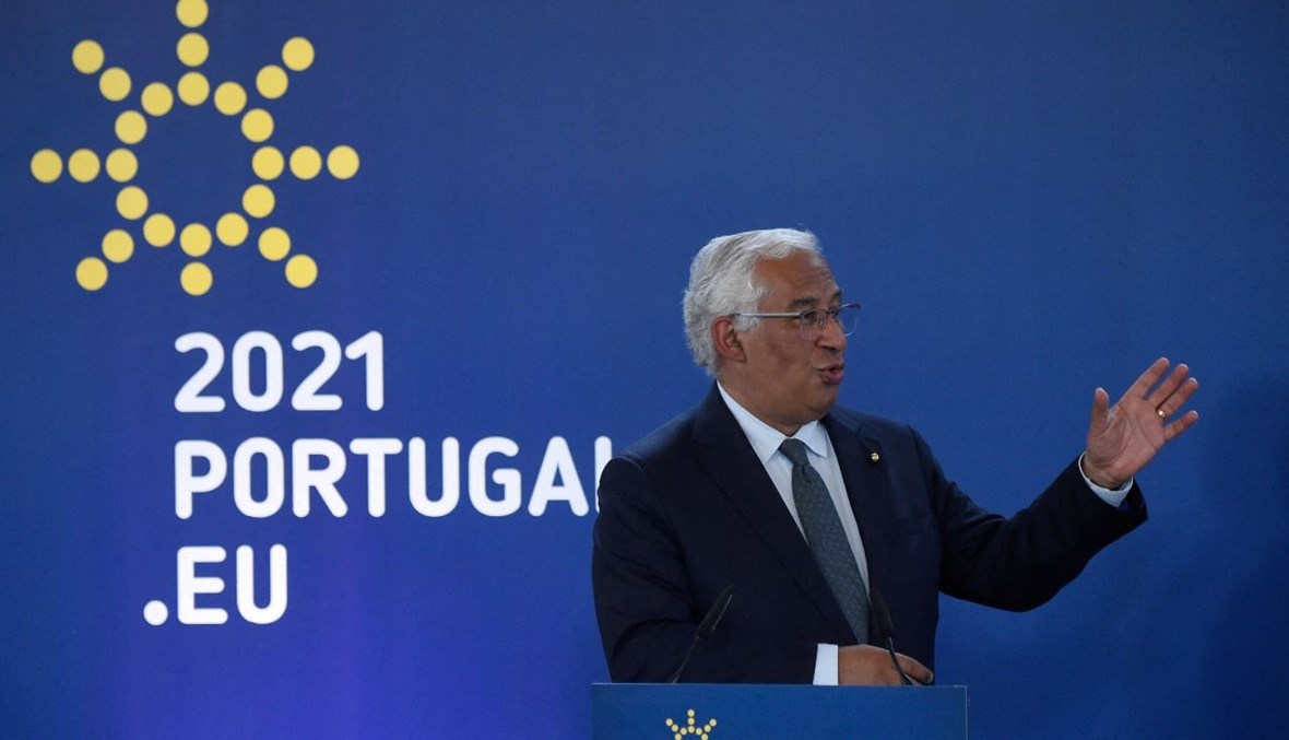 رئيس الوزراء البرتغالي أنطونيو كوستا يعقد مؤتمرا صحافيا خلال القمة الاجتماعية الأوروبية في بورتو (8 ايار 2021، أ ف ب). 