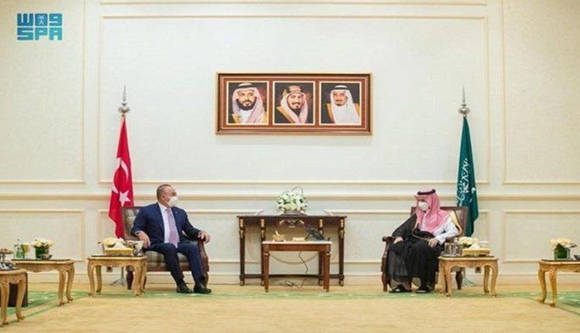 وزير الخارجية السعودي يستقبل نظيره التركي في مكة