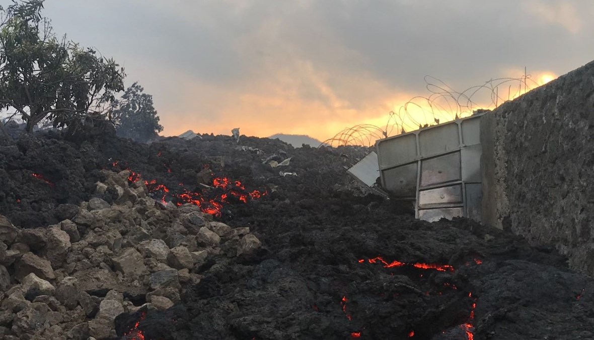 رماد محترق في غوما بعد ثوران بركان نيراغونغو شرق جمهورية الكونغو الديمقراطية (23 ايار 2021، أ ف ب).  