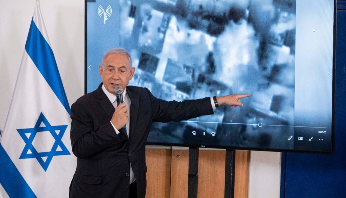 نتنياهو خلال إحاطة للسفراء في إسرائيل في قاعدة الحكيرية العسكرية في تل أبيب (19 ايار 2021، أ ف ب). 