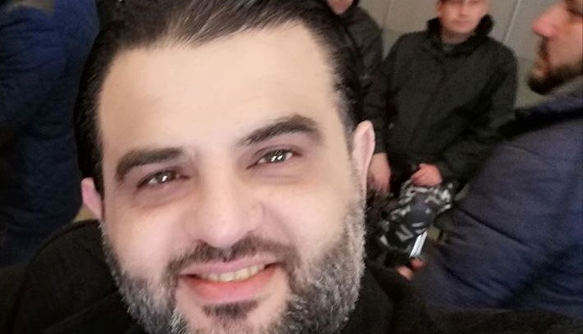 بالصور- إطلاق نار على الناشط في "المستقبل" هيثم فرحة في طرابلس