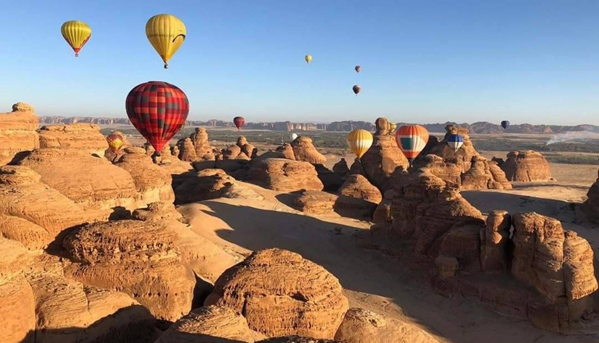 "رحلة إبداعية حول المملكة السعودية" تحطّ رحالها في العلا