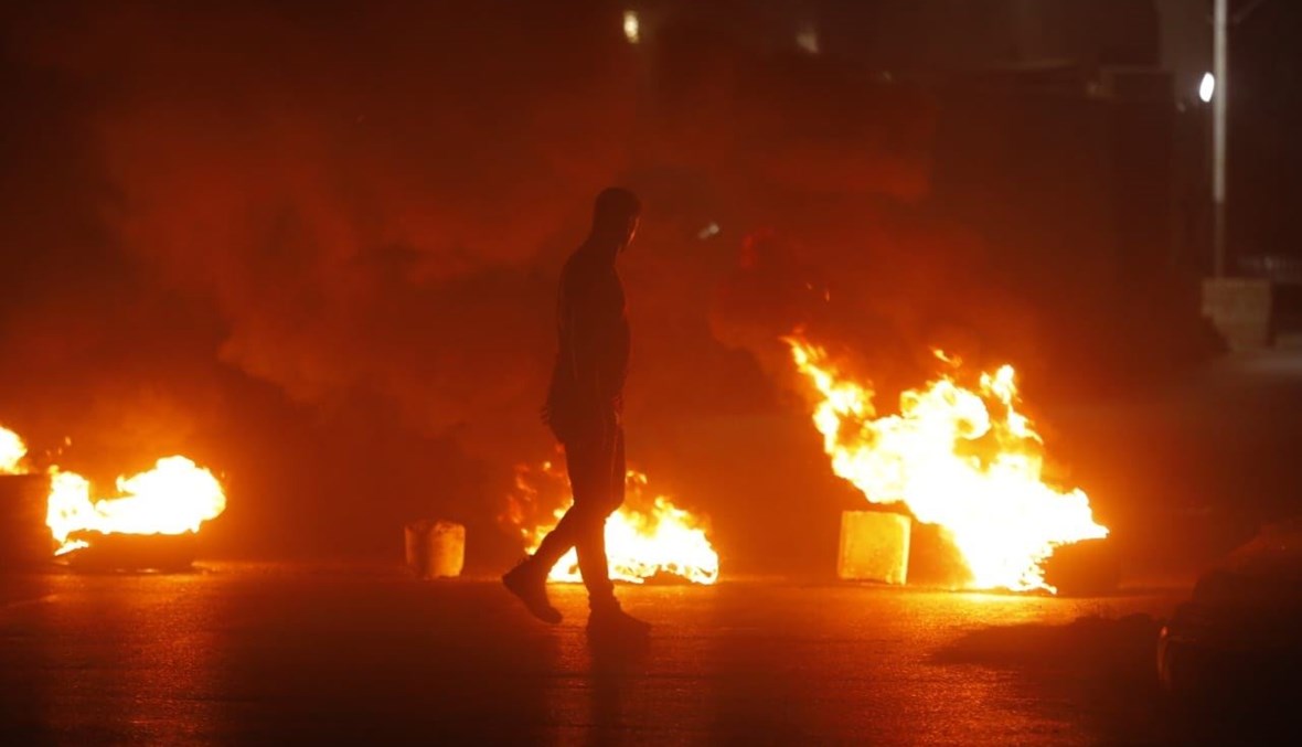 القلق من التفلّت وتفاقم السرقات يدفع اللبنانيين الى الأمن الذاتي 
60 شركة أمنية تضم 25 ألف عنصر... وطلبات الزجاج المصفّح زادت 400%