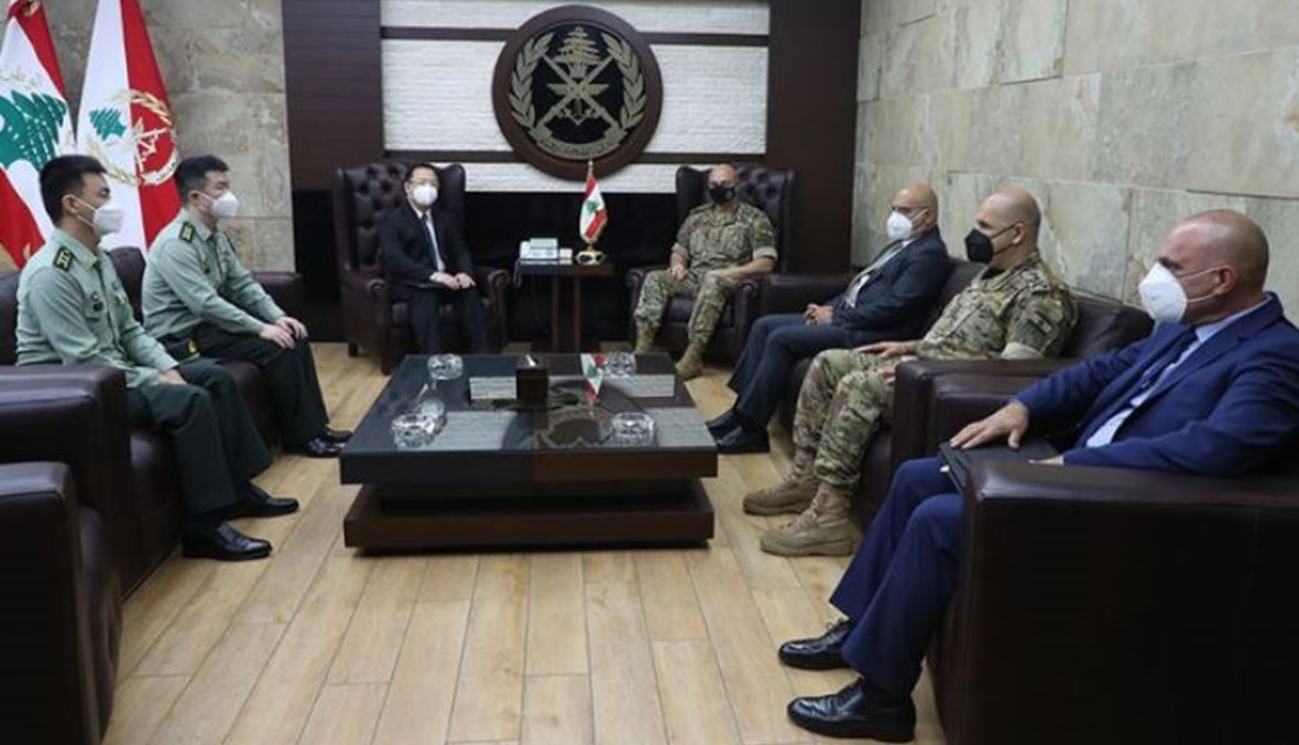 قائد الجيش التقى سفير الصين