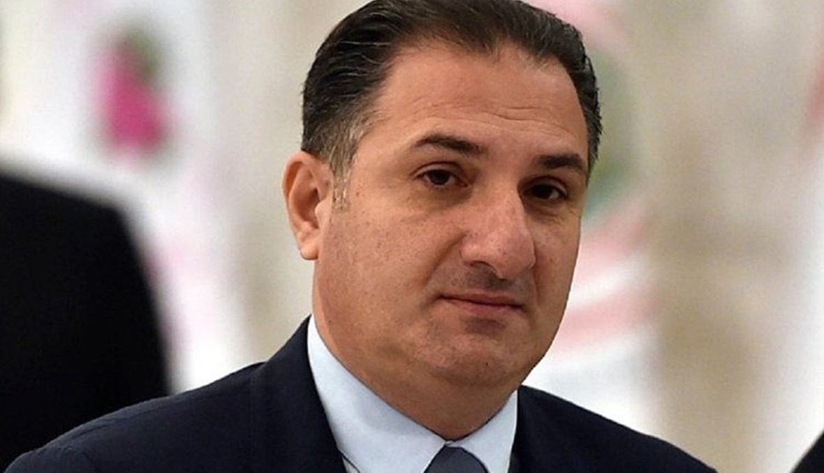 وزير الاتصالات في حكومة تصريفا لأعمال طلال حواط.
