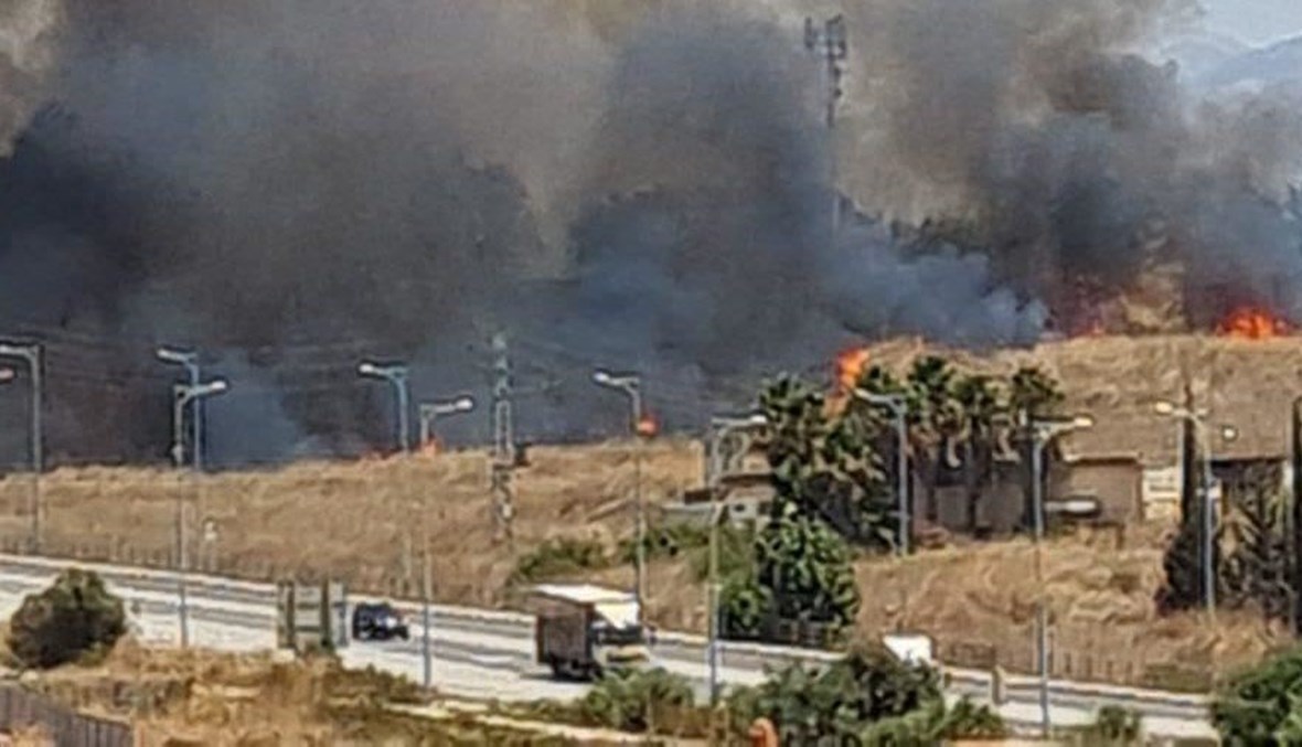 المدفعية الإسرائيلية تقصف مناطق داخل لبنان رداً على إطلاق 3 قذائف صاروخية.