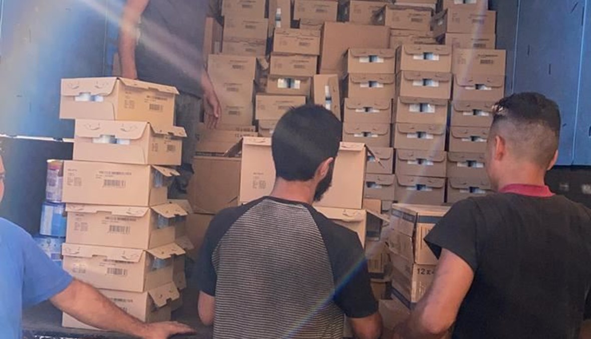 صور- ضبط كميات كبيرة من حليب الأطفال في مستودع بالبقاع