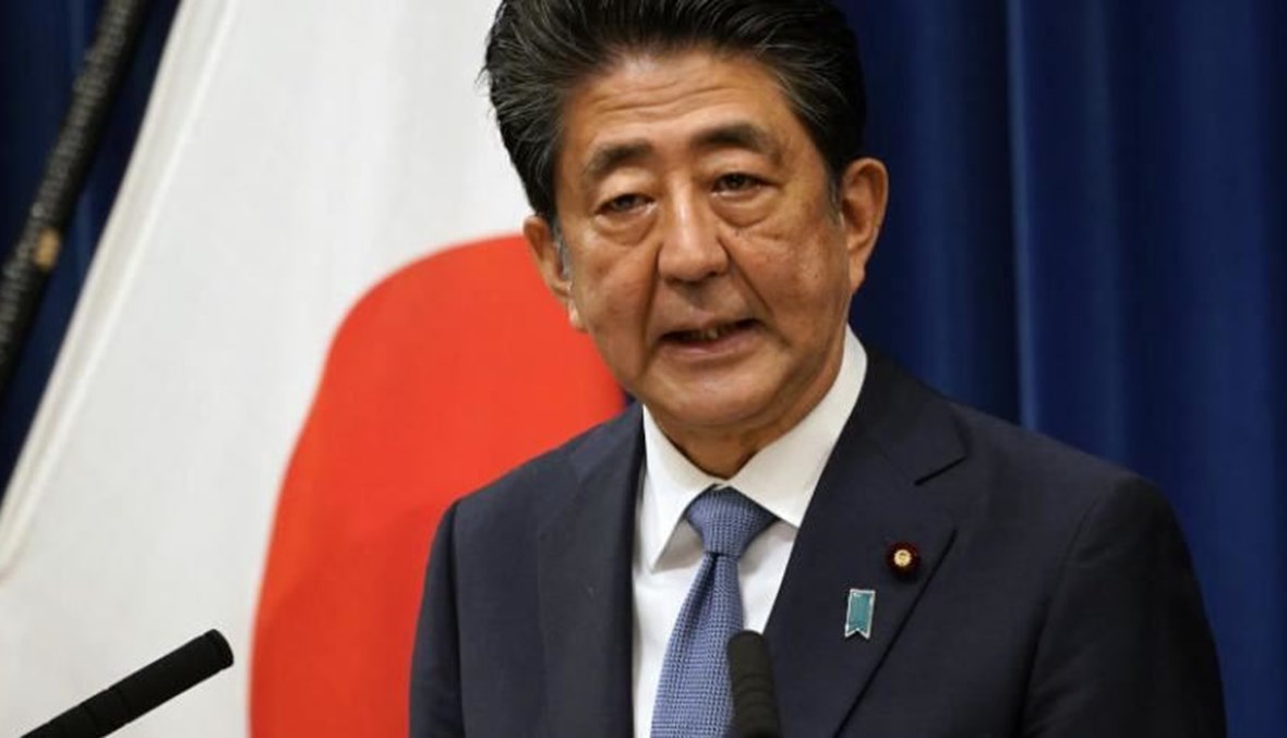 رئيس الوزراء الياباني السابق يوشيهيدي سوغا (أ ف ب). 