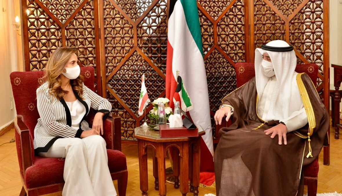 عكر التقت وزير الخارجية الكويتي.