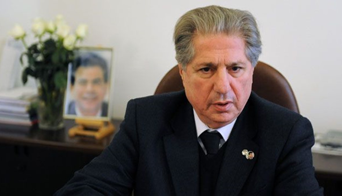 رئاسيات 2014 - أمين الجميّل الرئيس الذي يمتهن السياسة بحكمة الشيوخ والتبصّر في الأمور "إحياء الدولة بسيادتها الكاملة ومؤسساتها وقوانينها وقيام الدولة المدنية"