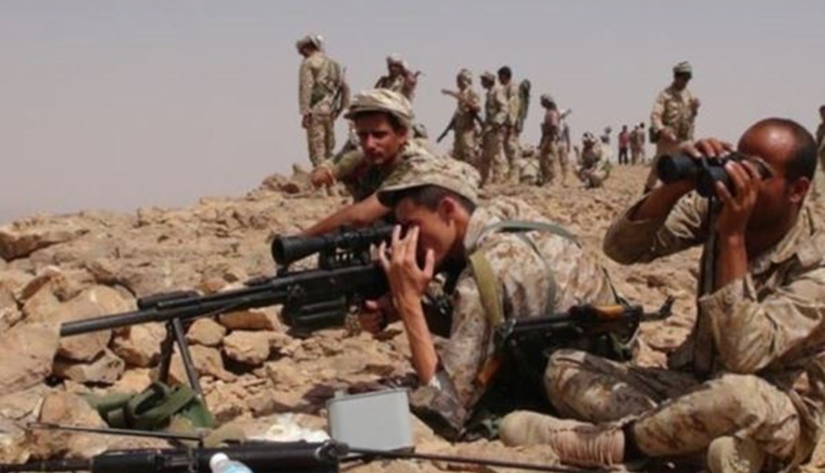 مقتل أكثر من 60 مسلّحا بمعارك حول مأرب في اليمن.