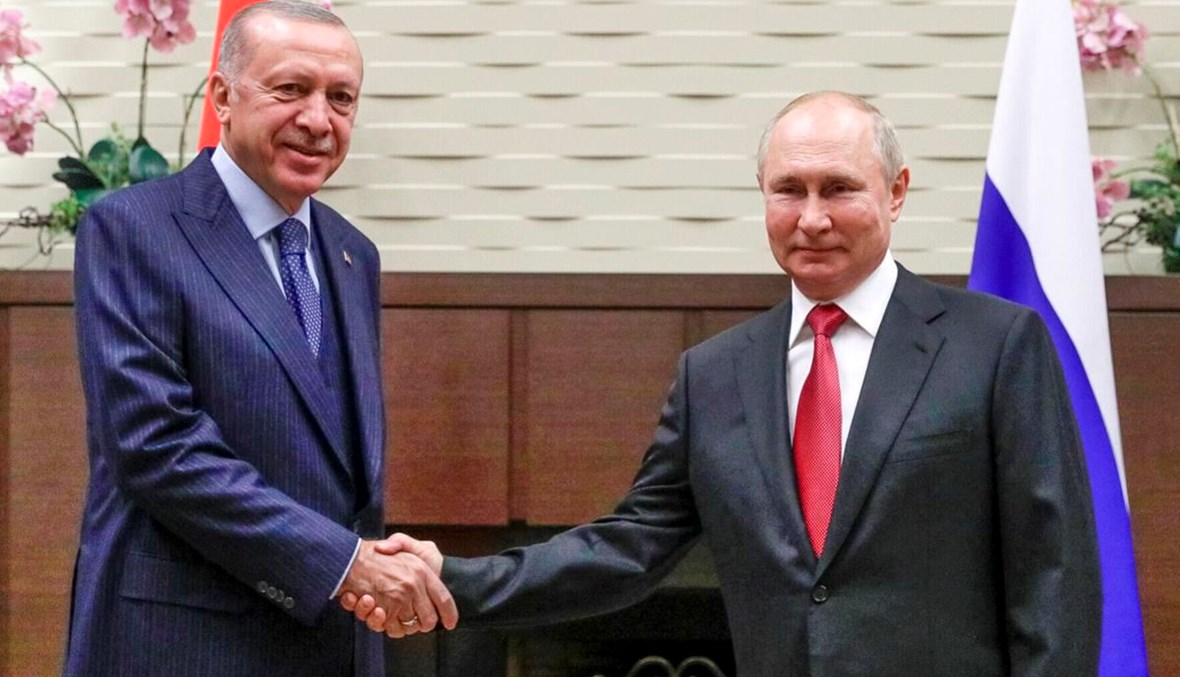 الرئيسان الروسي فلاديمير بوتين والتركي رجب طيب إردوغان، سوتشي ، 29 أيلول 2021 - "أ ب"