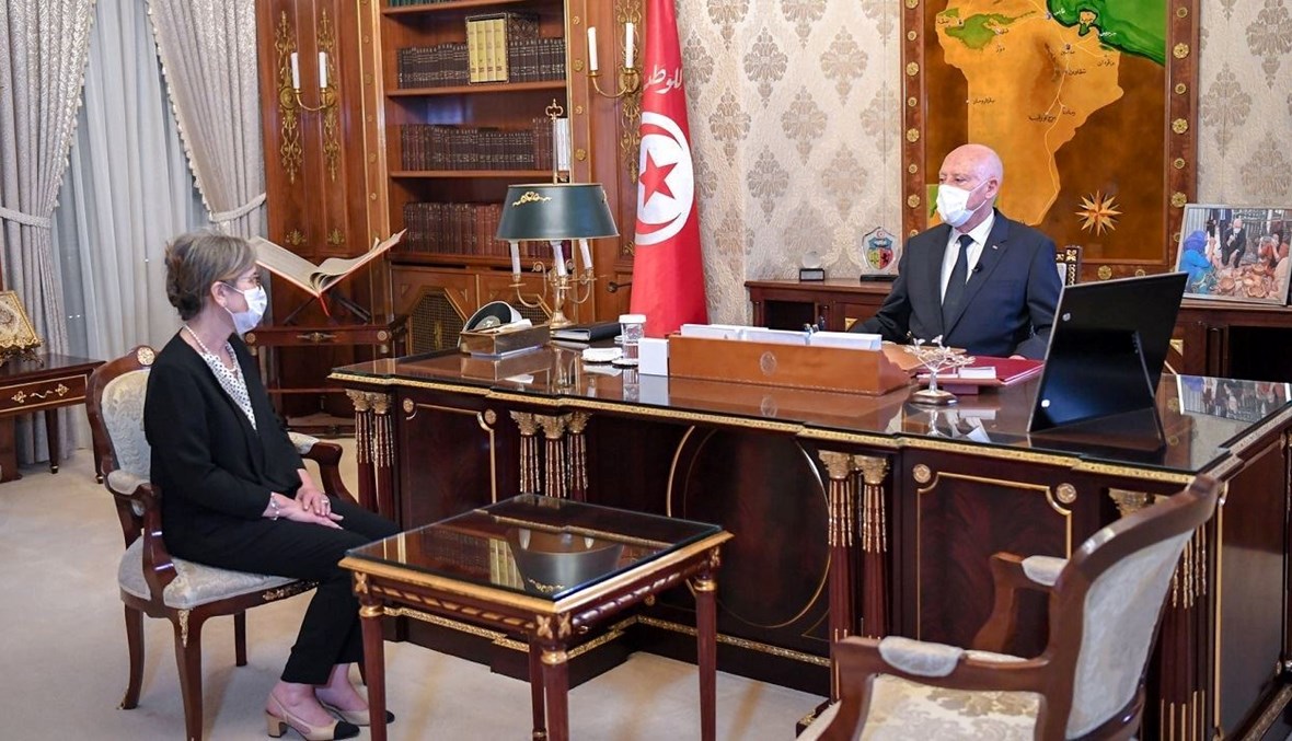 الرئيس التونسيّ ونجلاء بودن (أ ف ب).