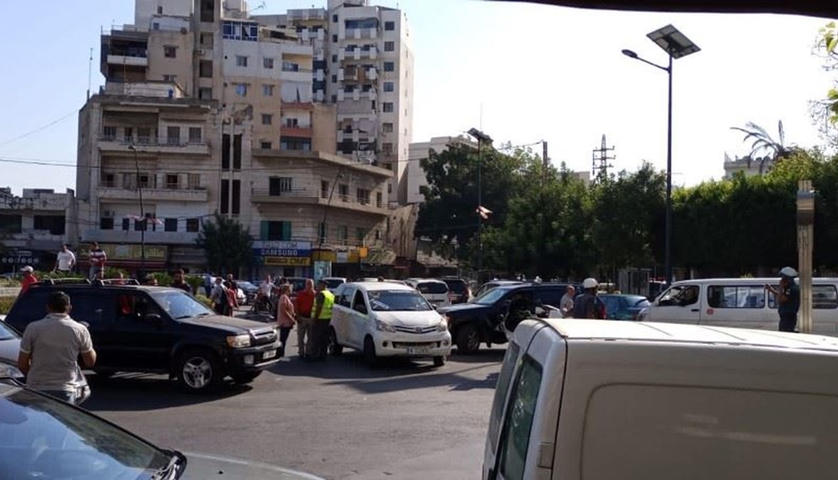 اعتصام لسائقي السيارات العمومية في صيدا. 