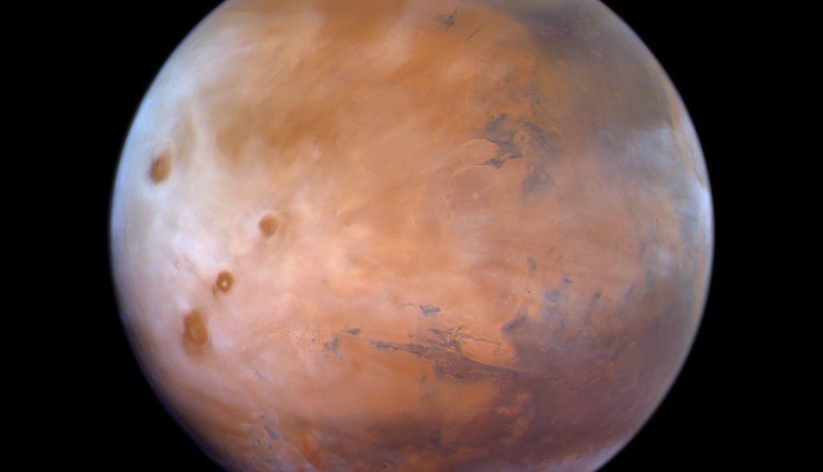 صورة التقطها مسبار الأمل لفصل الربيع في الجزء الشمالي من كوكب المريخ (من حساب نائب رئيس دولة الإمارات الشيخ محمد بن راشد آل مكتوم على إنستغرام).