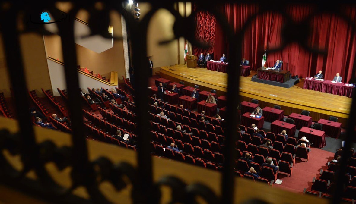 جلسة لمجلس النواب في قصر الأونيسكو (نبيل إسماعيل).