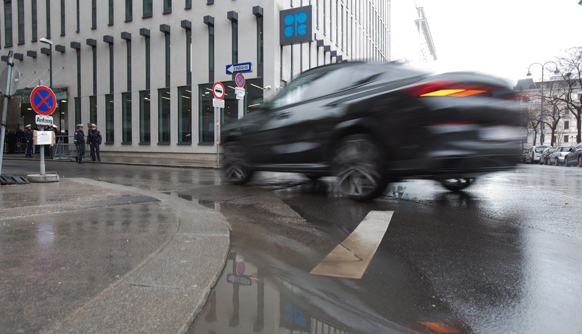 "أوبك" تواصل سياسة حذرة على خلفية المفاوضات مع إيران