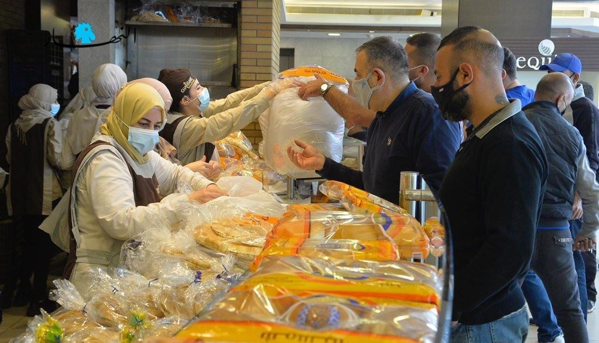 وزارة الاقتصاد تستحدث "ربطة الخبز العائلية" بكلفة أقل... كم يبلغ سعرها؟