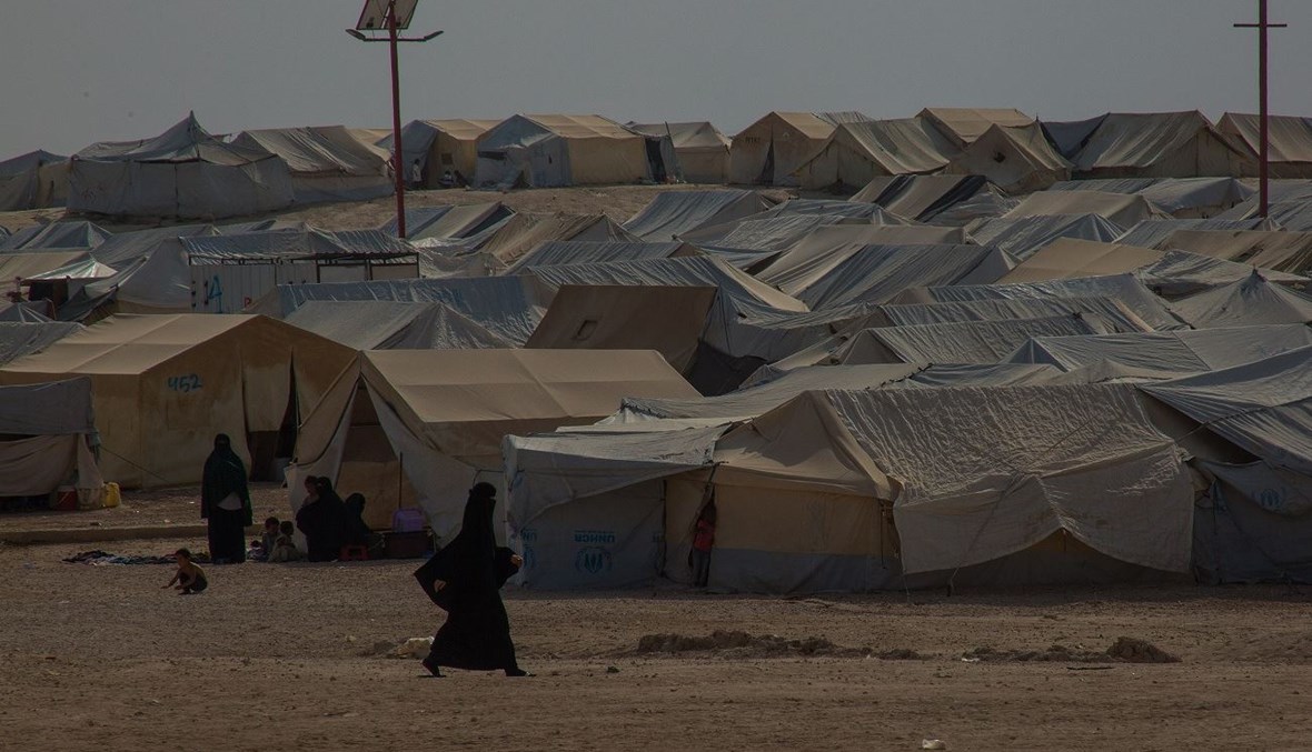 مشهد عام من مخيم الهول شمال شرق سوريا (أ ف ب).