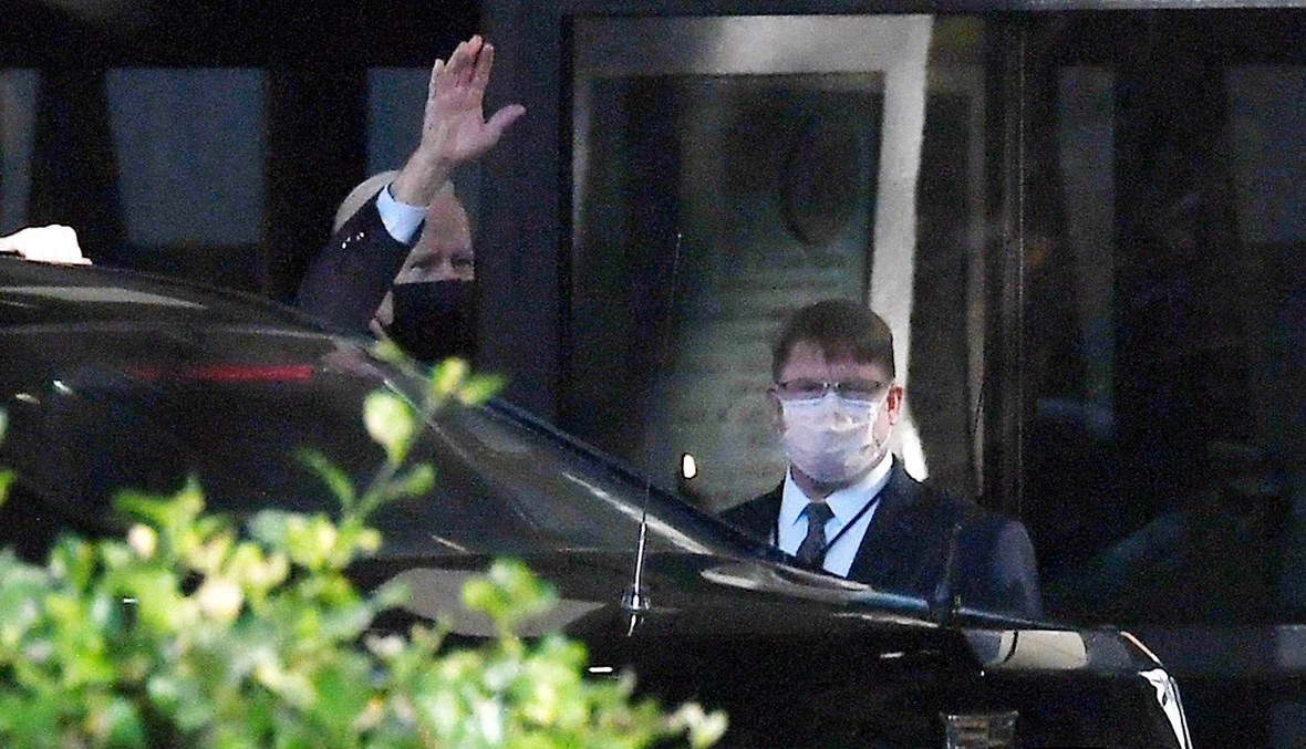 بايدن يستأنف مهامه الرئاسية بعد نقلها إلى هاريس