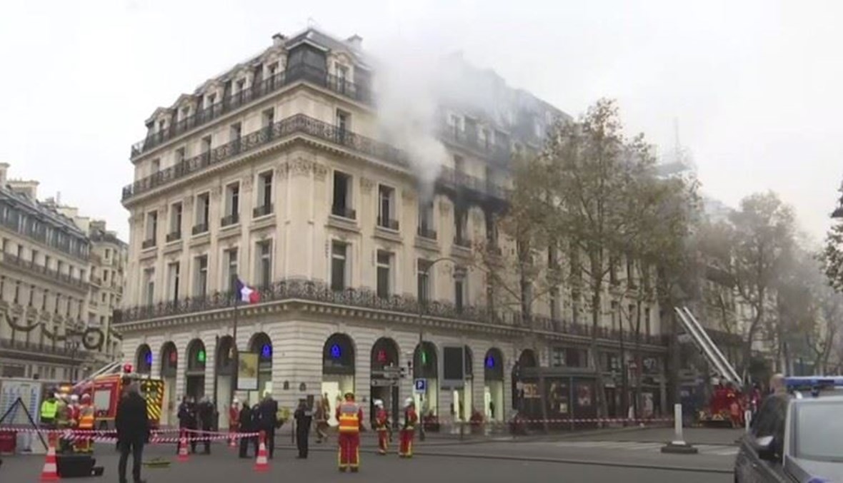 اندلاع حريق قرب ميدان الأوبرا بوسط باريس