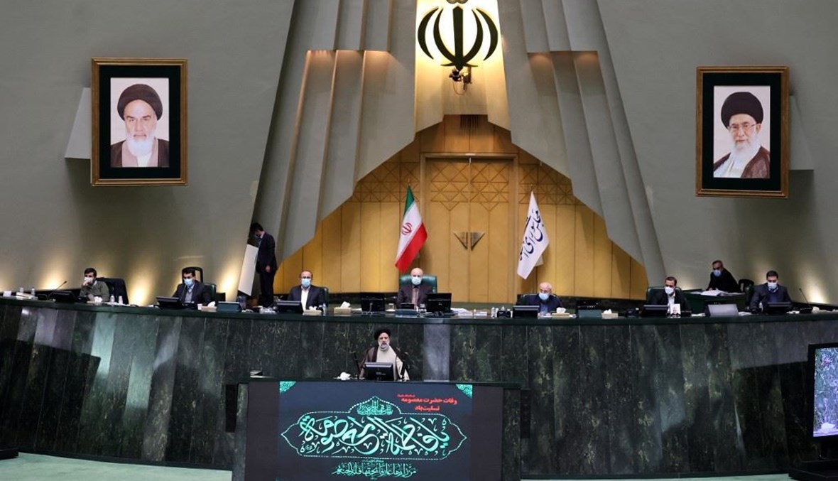 رئيسي في البرلمان الإيراني (أ ف ب).