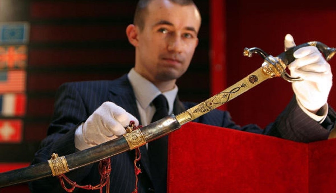 السيف الذي حمله نابليون بونابرت في انقلاب العام 1799.