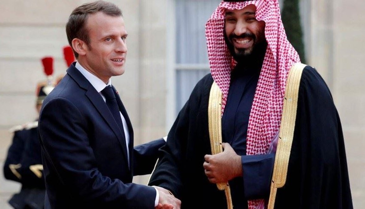 الأمير السعودي محمد بن سلمان والرئيس الفرنسي إيمانويل ماكرون.