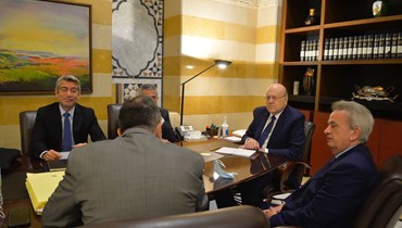 بالصور - قطاع الكهرباء على طاولة البحث في السرايا الحكومية... فياض: العقد مع الأردن وسوريا أصبح جاهزاً
