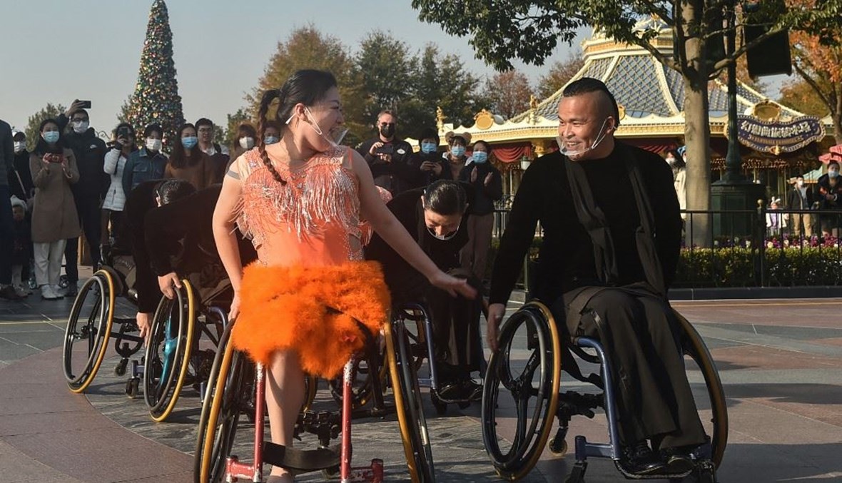 راقصون معوّقون يتحدون بأدائهم الفني الوصمة الاجتماعية في الصين