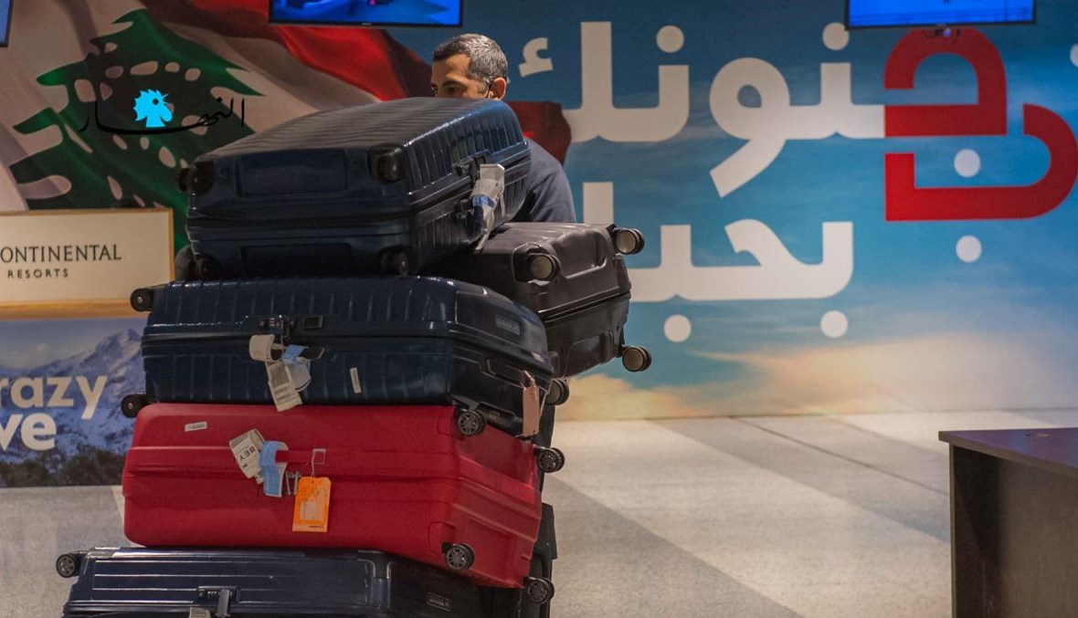 بالصور والفيديو- المغتربون يملأون باحات المطار في العيد... أعدادهم مدعاة تفاؤل وتنشيط اقتصادي فوري